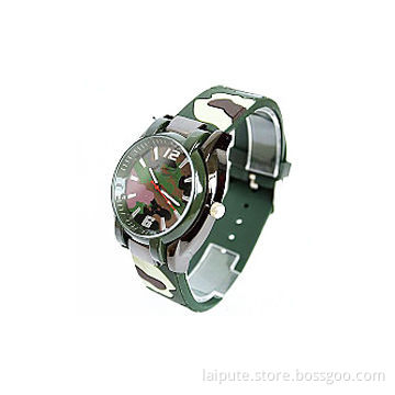 Fashionable Sports Watch, Silicone Band and Alloy Case with Imported Movement